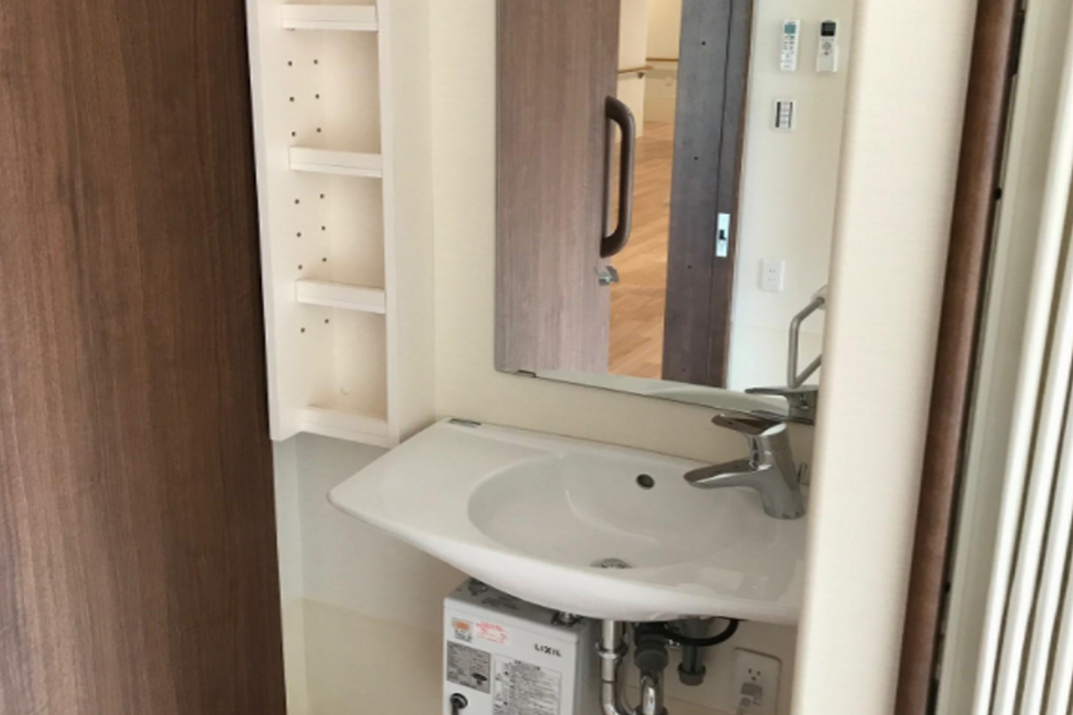 ライフパートナー伴東