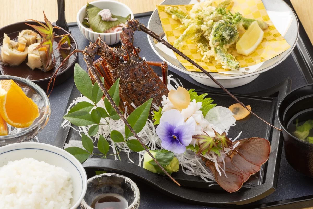 五感で楽しむ食事を