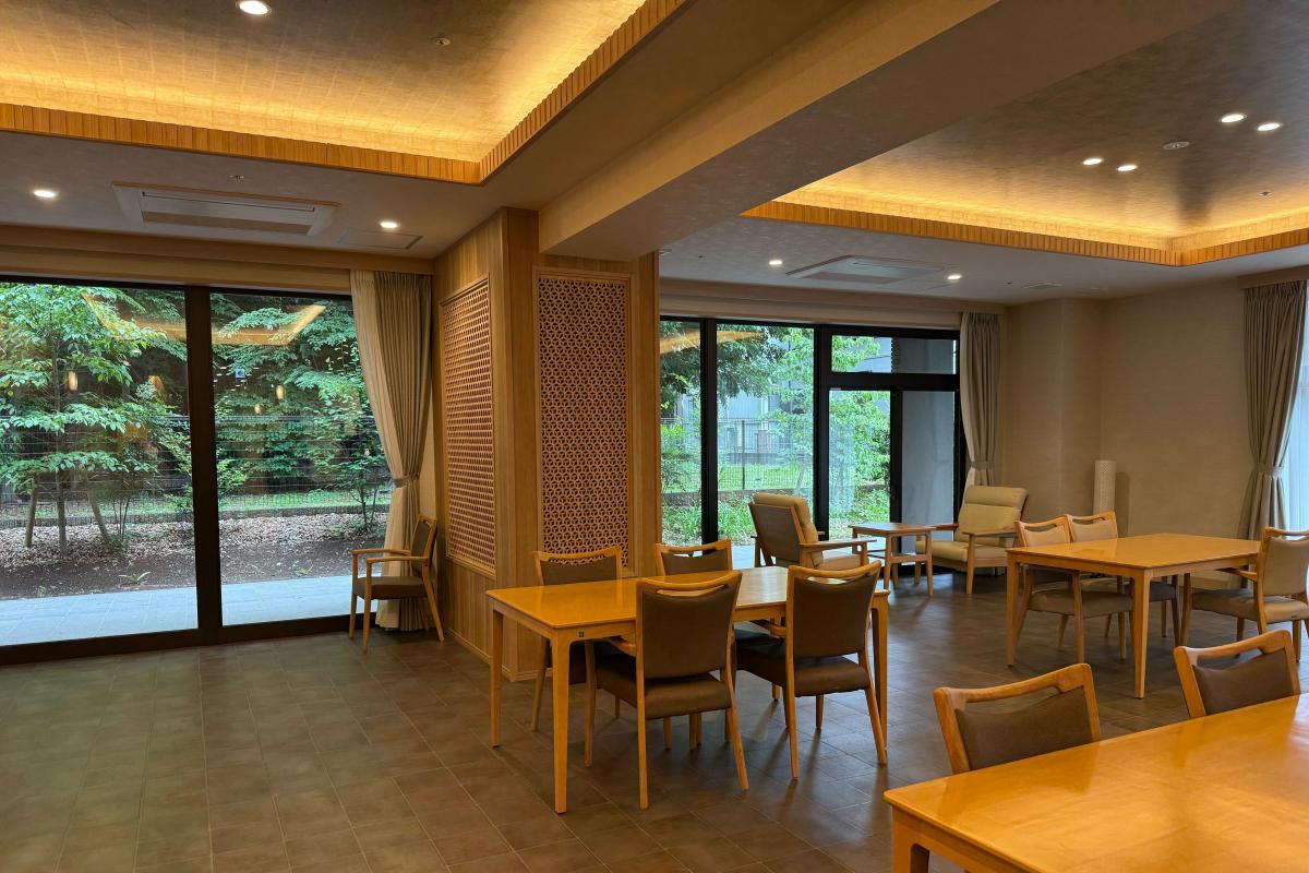 ニチイメゾン松ヶ丘公園