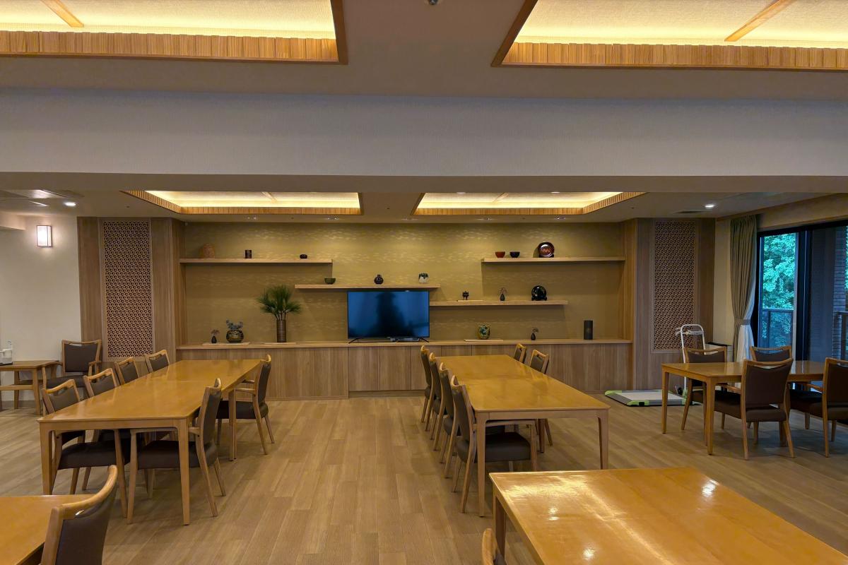 ニチイメゾン松ヶ丘公園