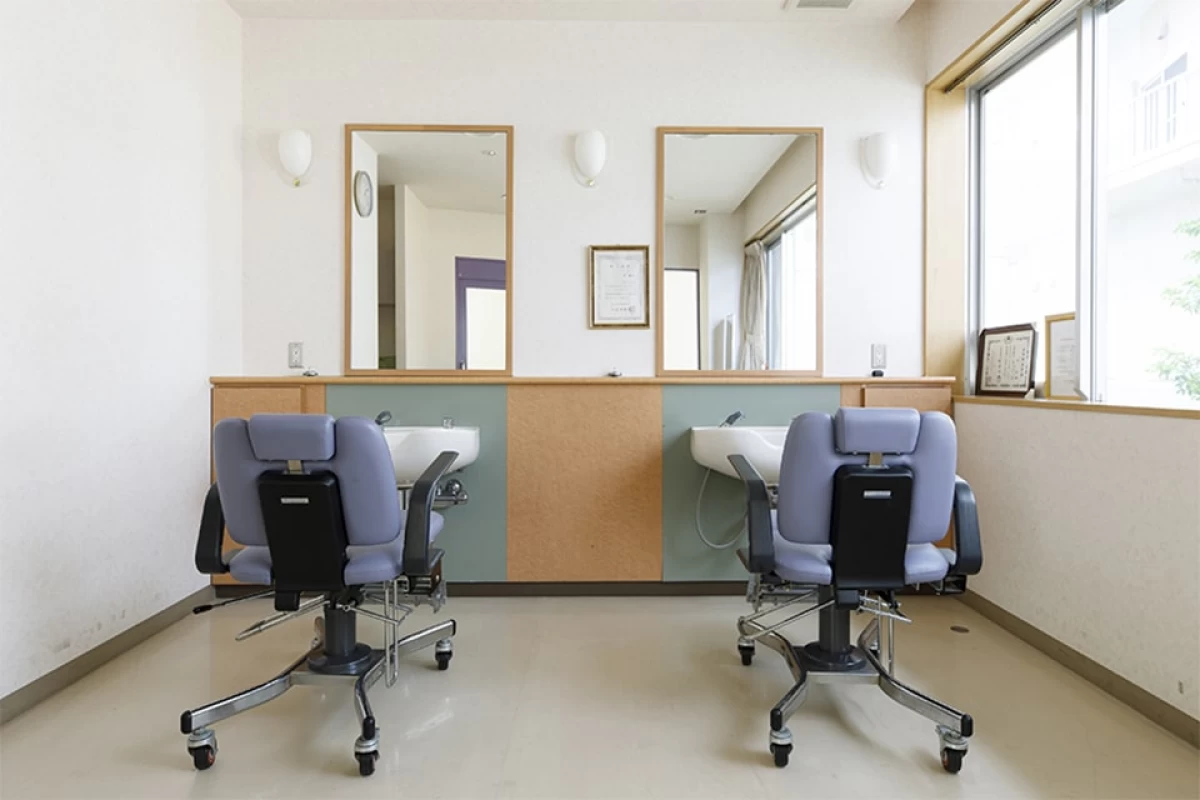 スーパーびゅー蓮花寺