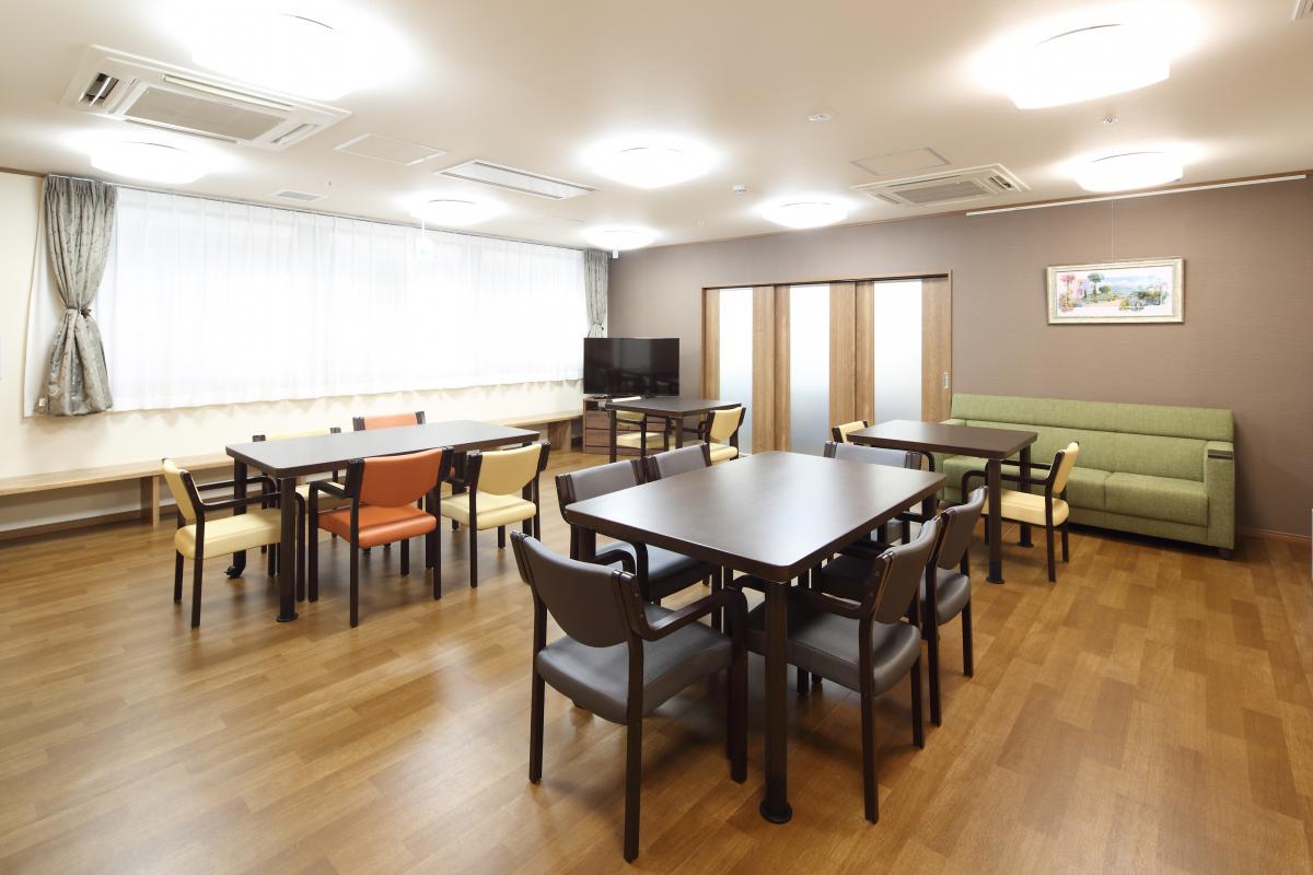 エイジフリーハウス茨木総持寺