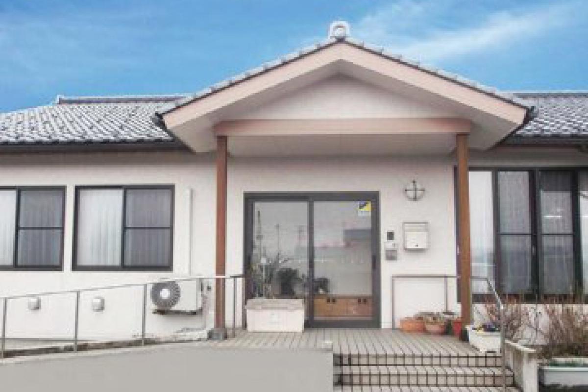 海と緑、どちらの自然も感じられる町です。