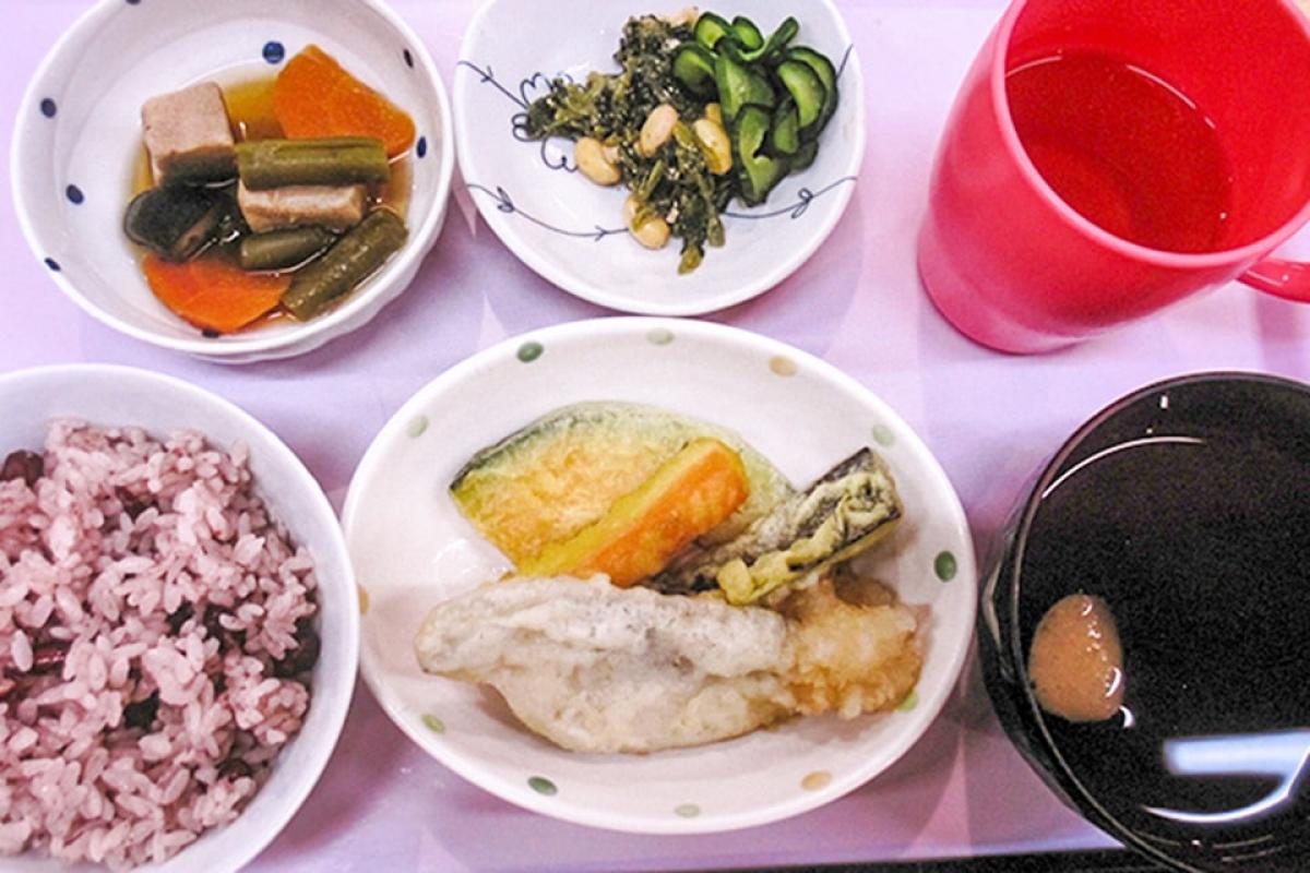 食事サービス