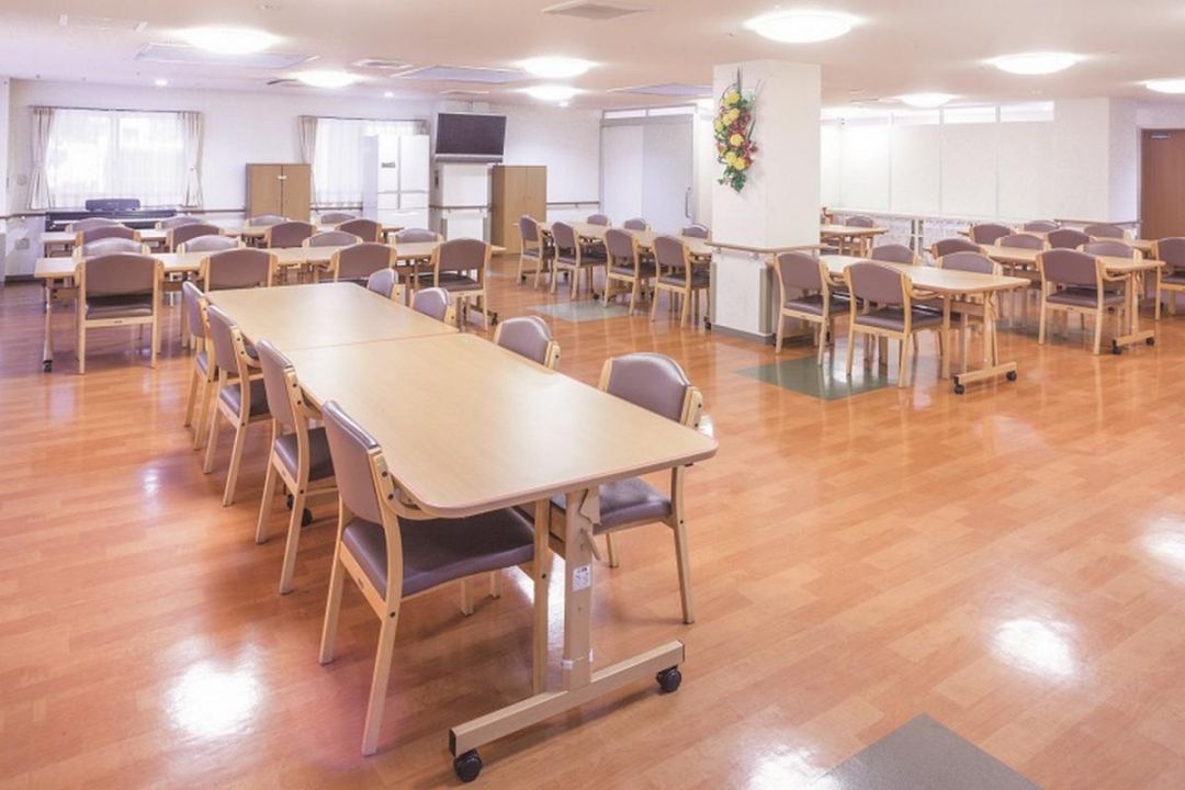 ニチイホーム仲町台II番館