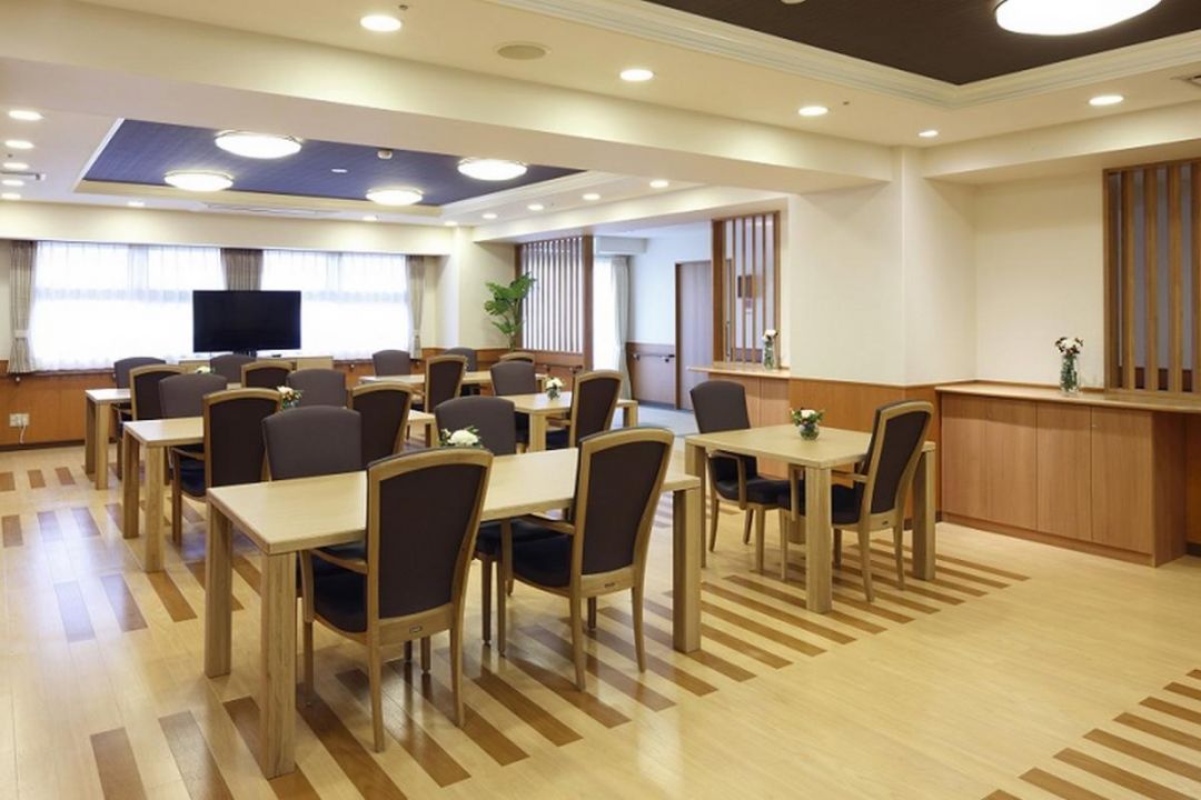 ニチイホーム与野本町