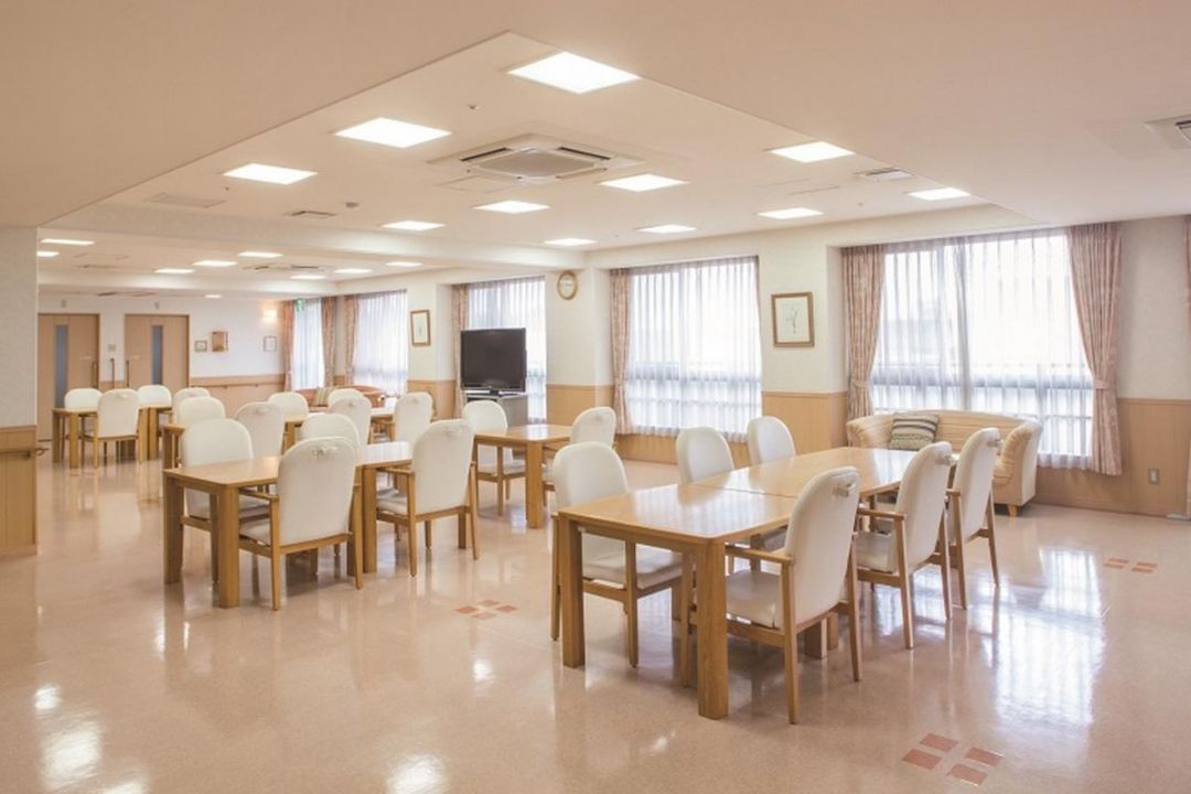 ニチイホームはるひ野II番館