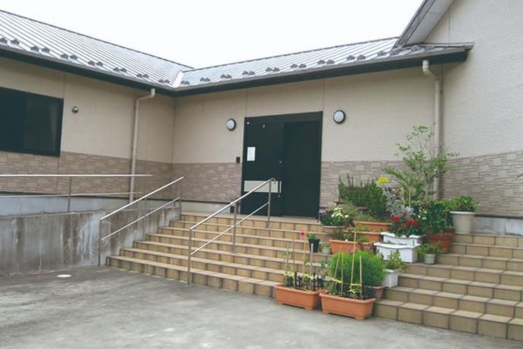 ファミニュー亀山