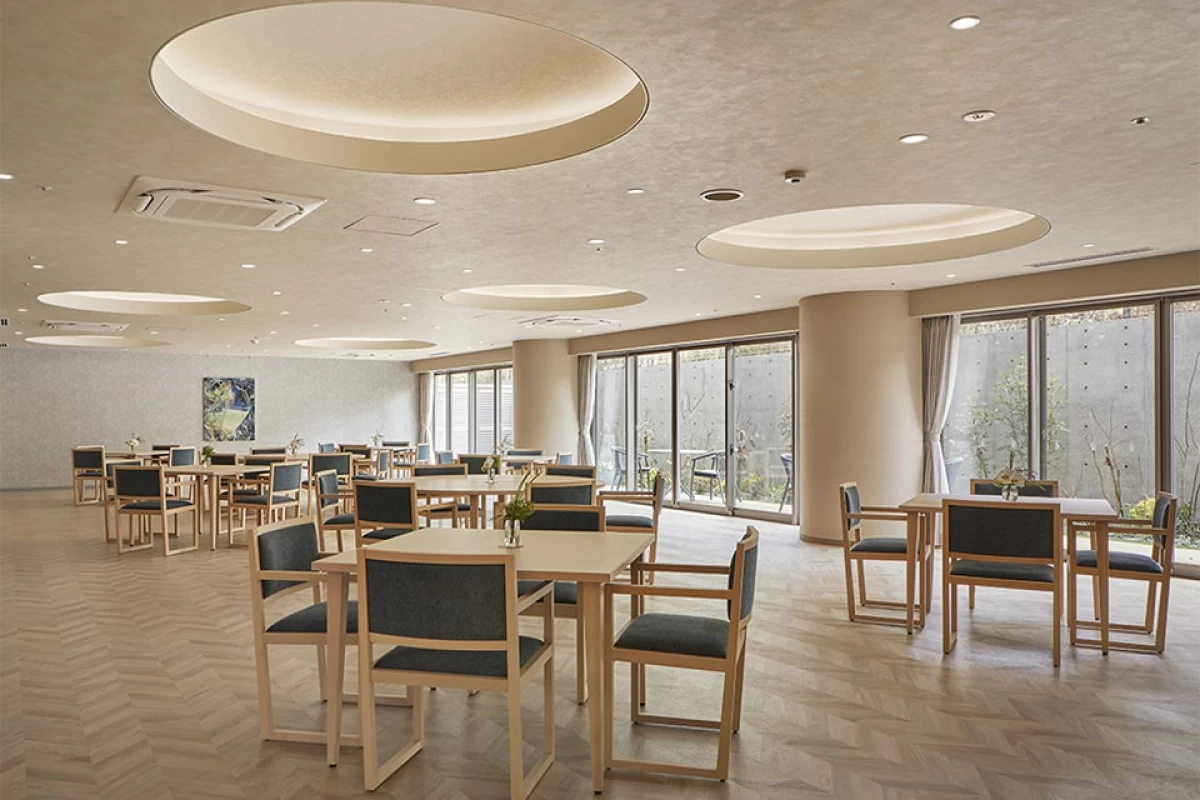 チャームスイート西新宿