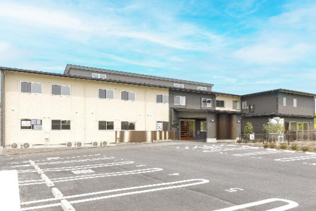 ファミリア三郷本館