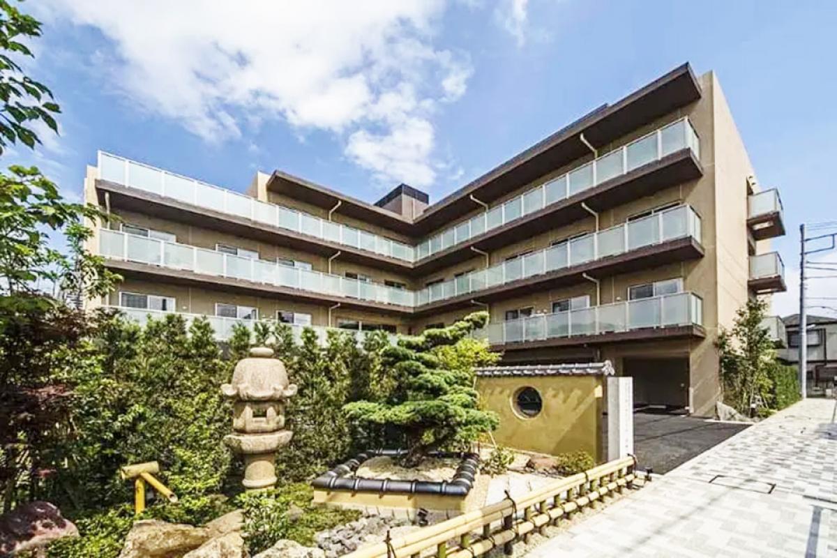 クラーチ・ファミリア小竹向原