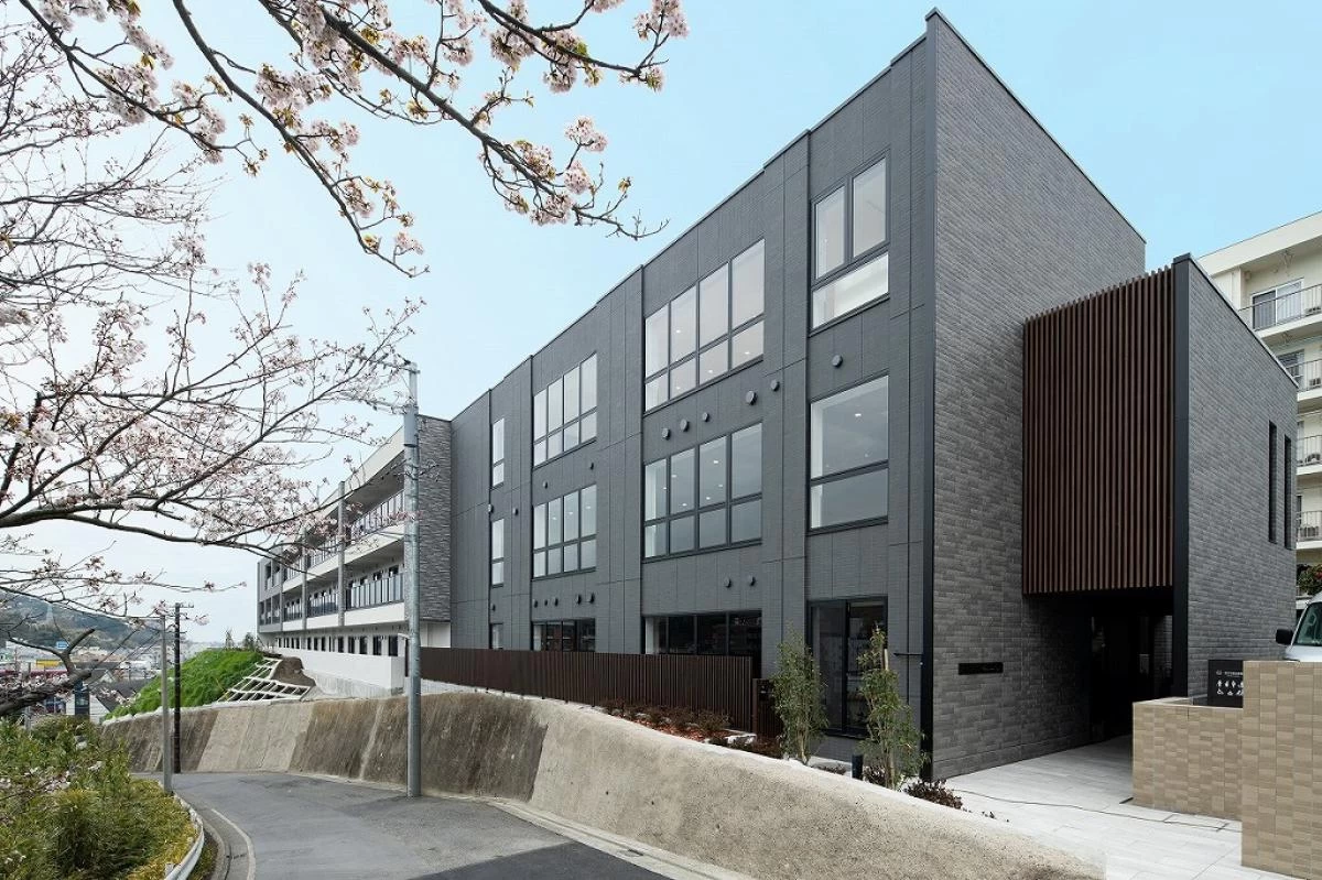 チャームスイート東逗子