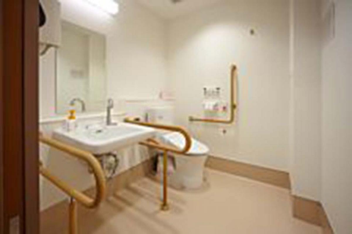 スーパー・コートあやめ池