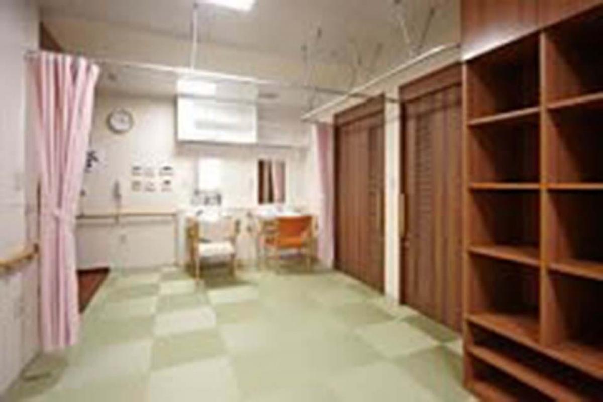 スーパー・コートあやめ池