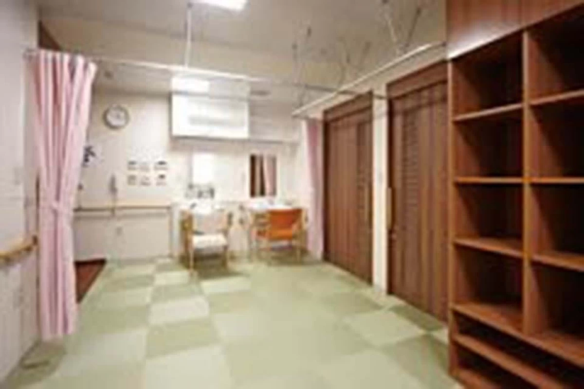 スーパー・コートあやめ池