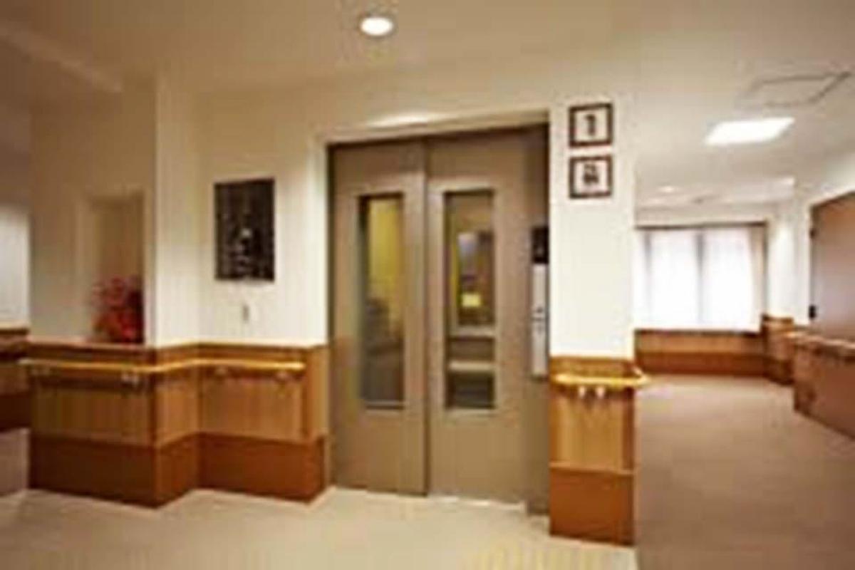 スーパー・コートあやめ池