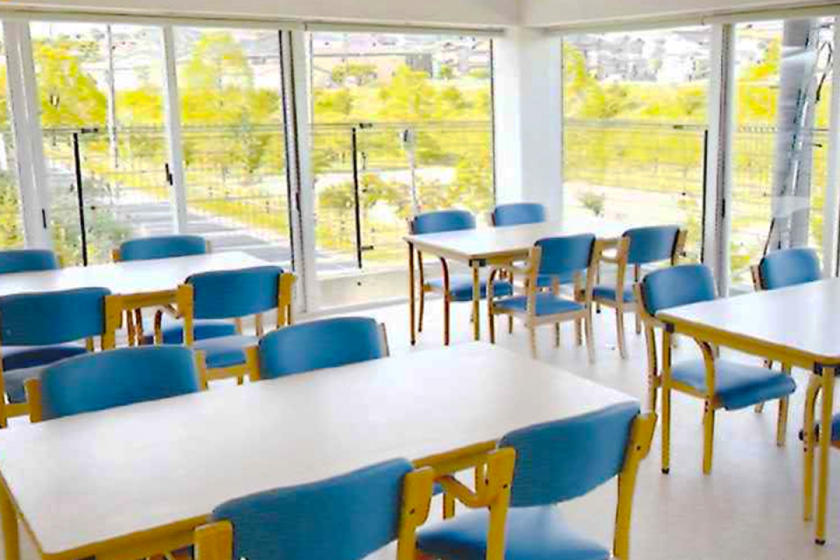 カローレフォレスタ寝屋川