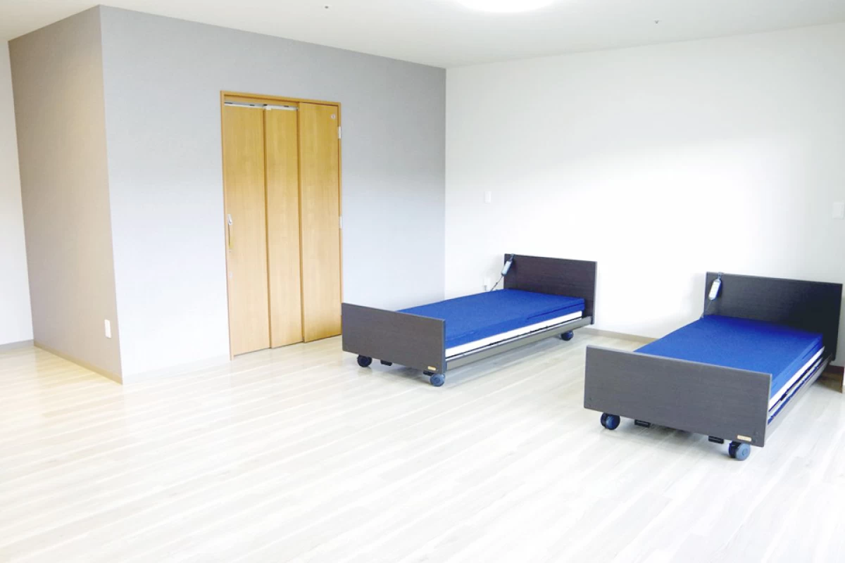 居室は全室個室。ご夫婦で入居できる二人部屋もあります