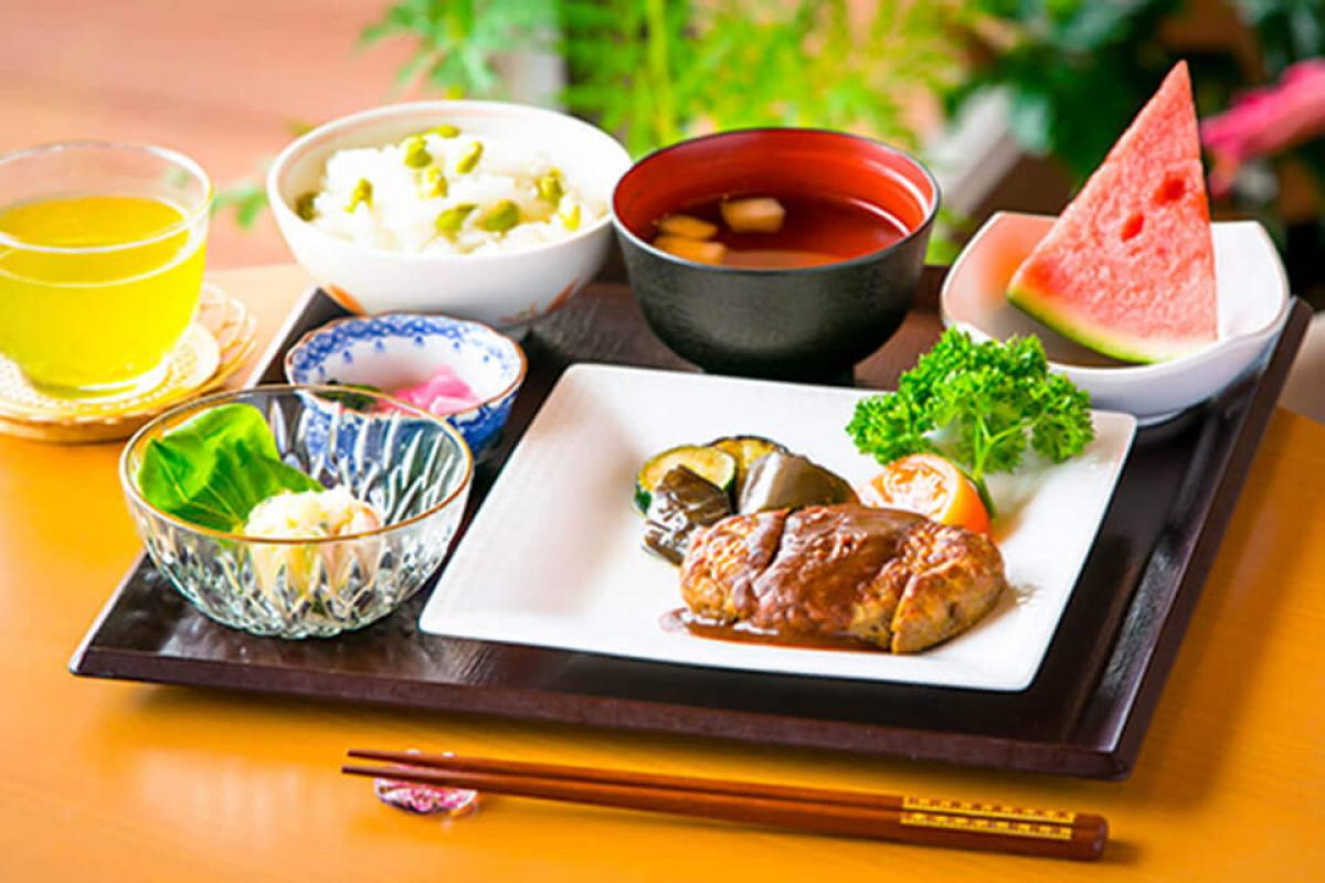 食事メニュー例