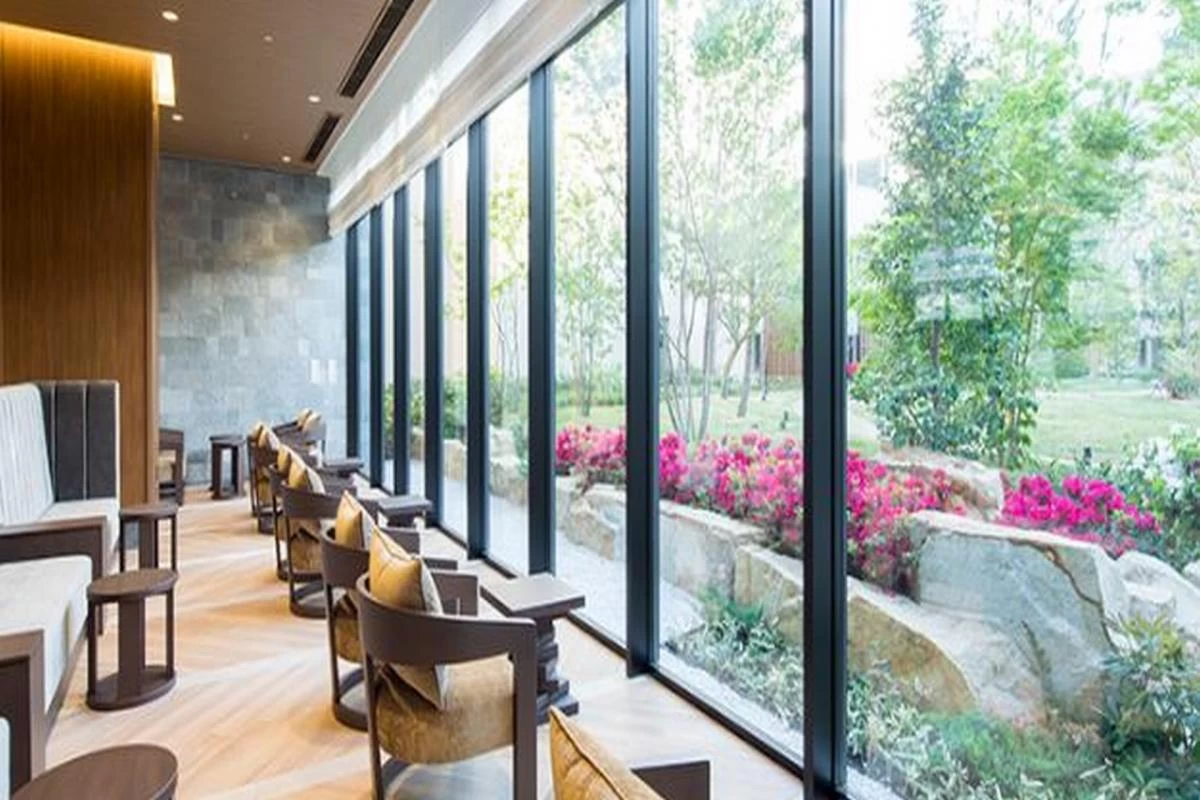 ティーラウンジ