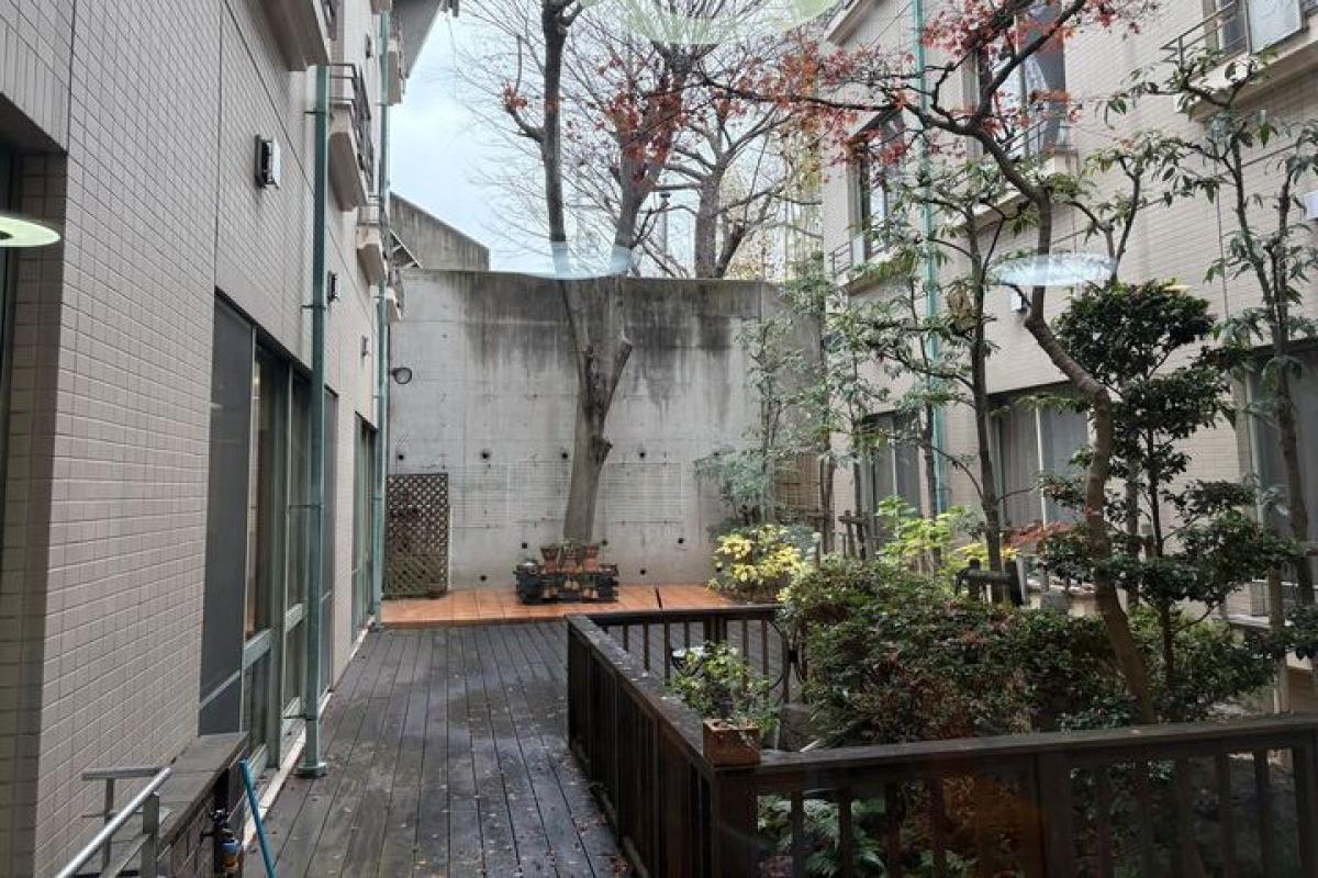 エスティームライフ学園前