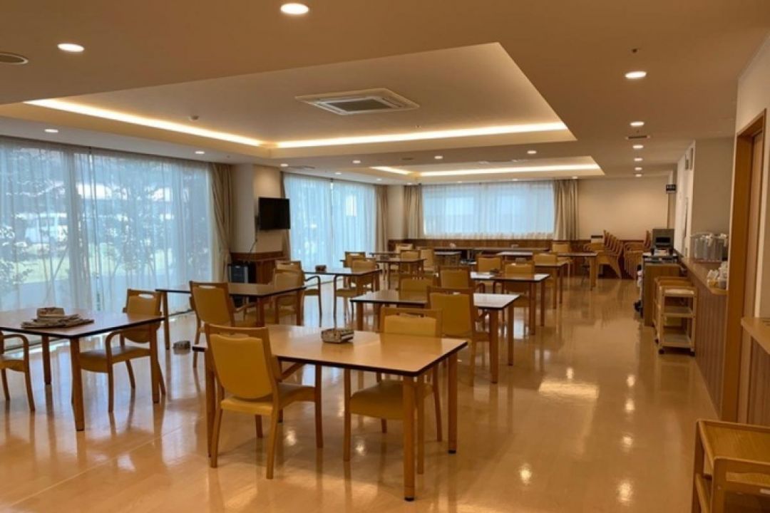 アルファリビング松山よつば循環器科クリニック前
