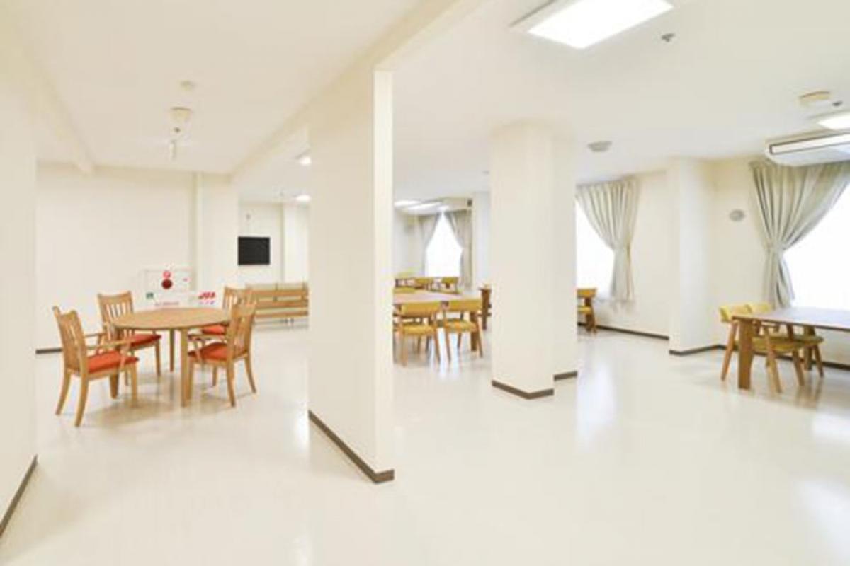 ベストリハナーシングホーム すまいゆ藤間