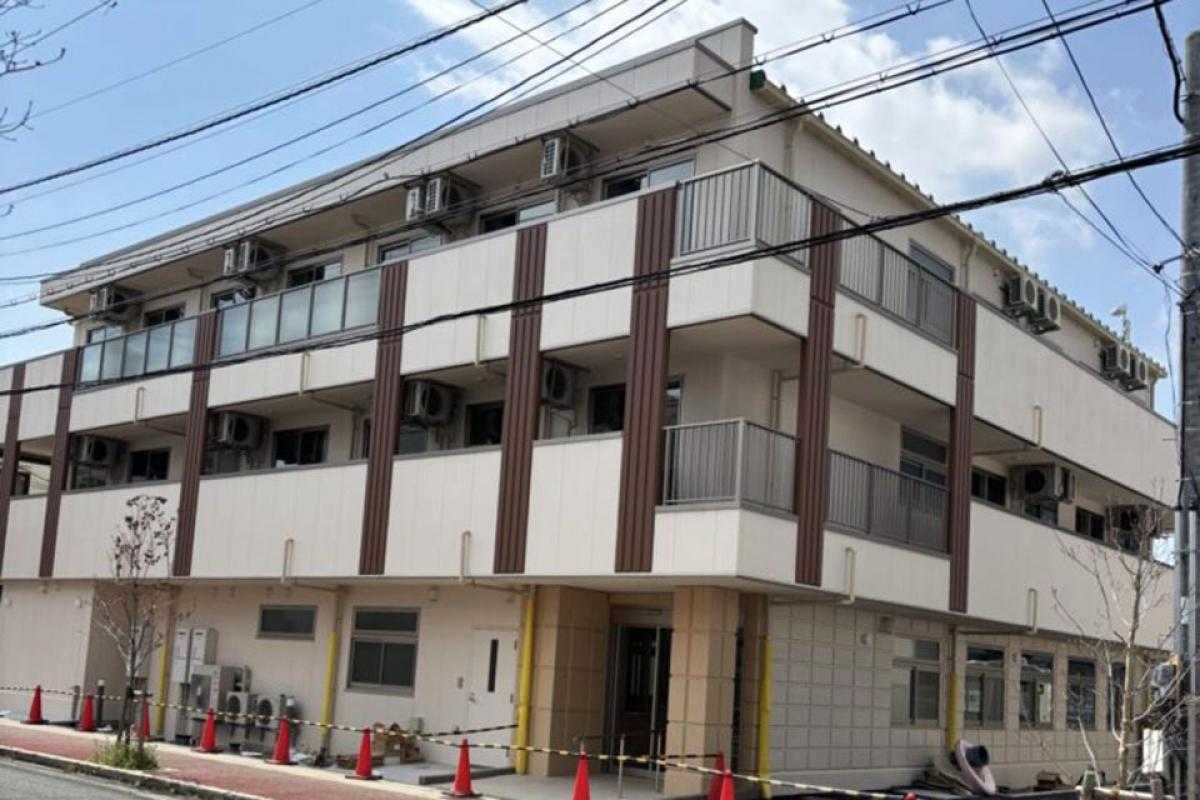 アミスタライフ荻野