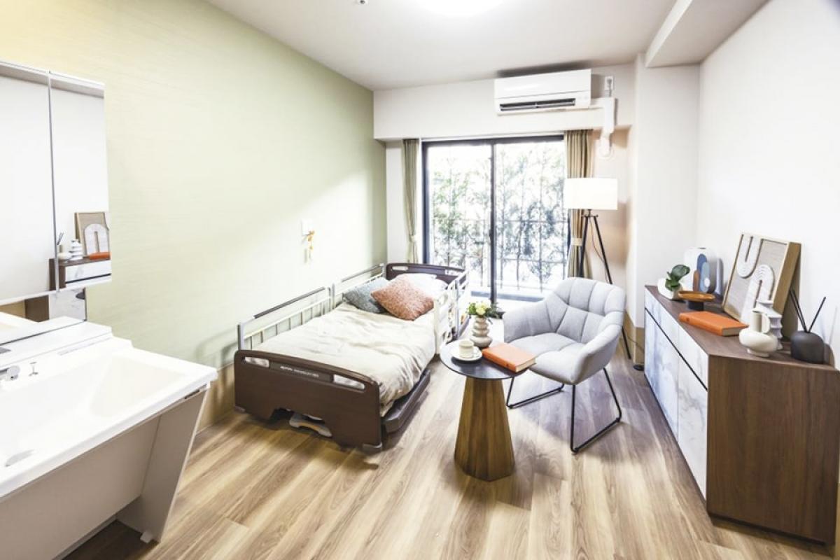 アズハイム足立六町