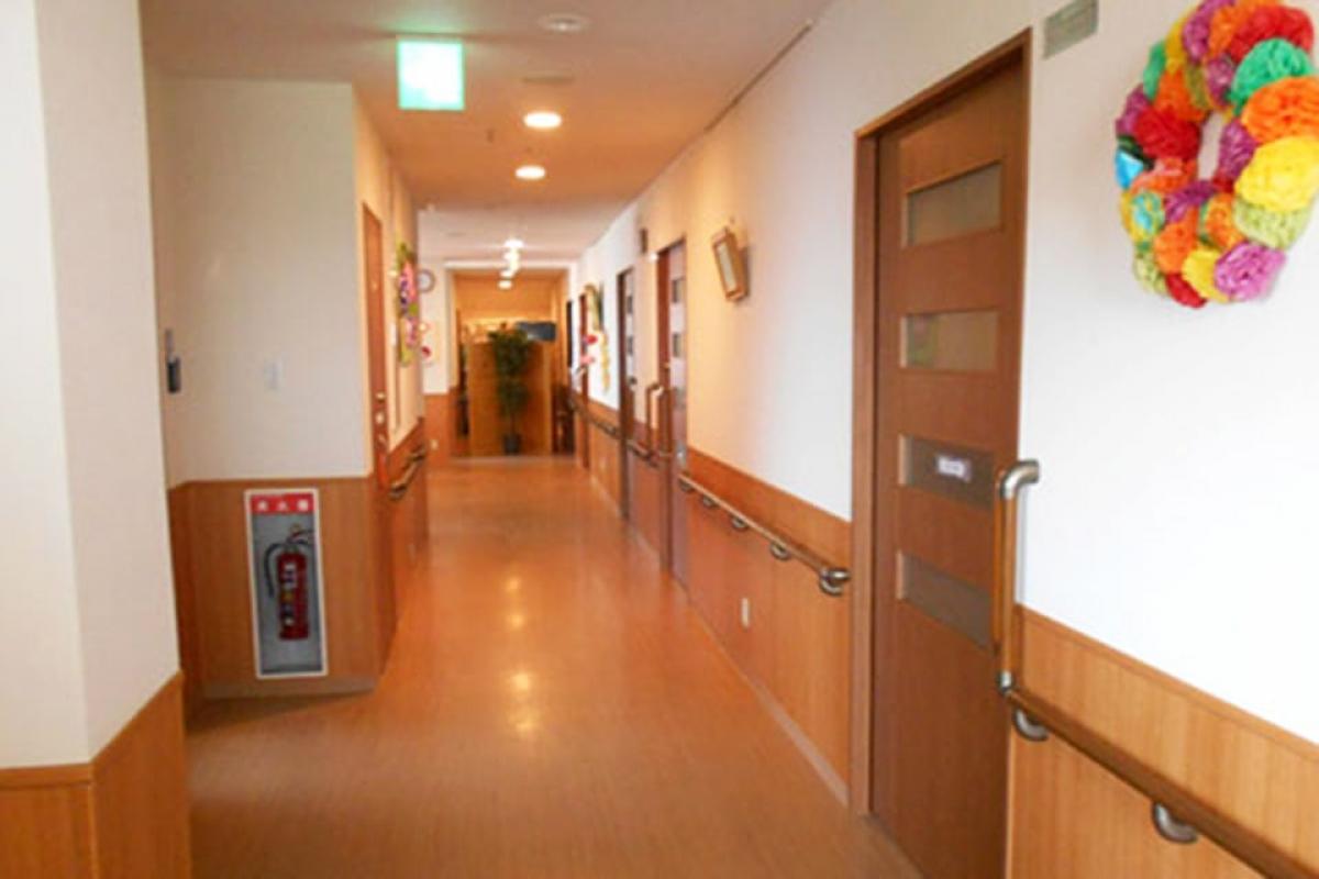 幅が広い廊下
