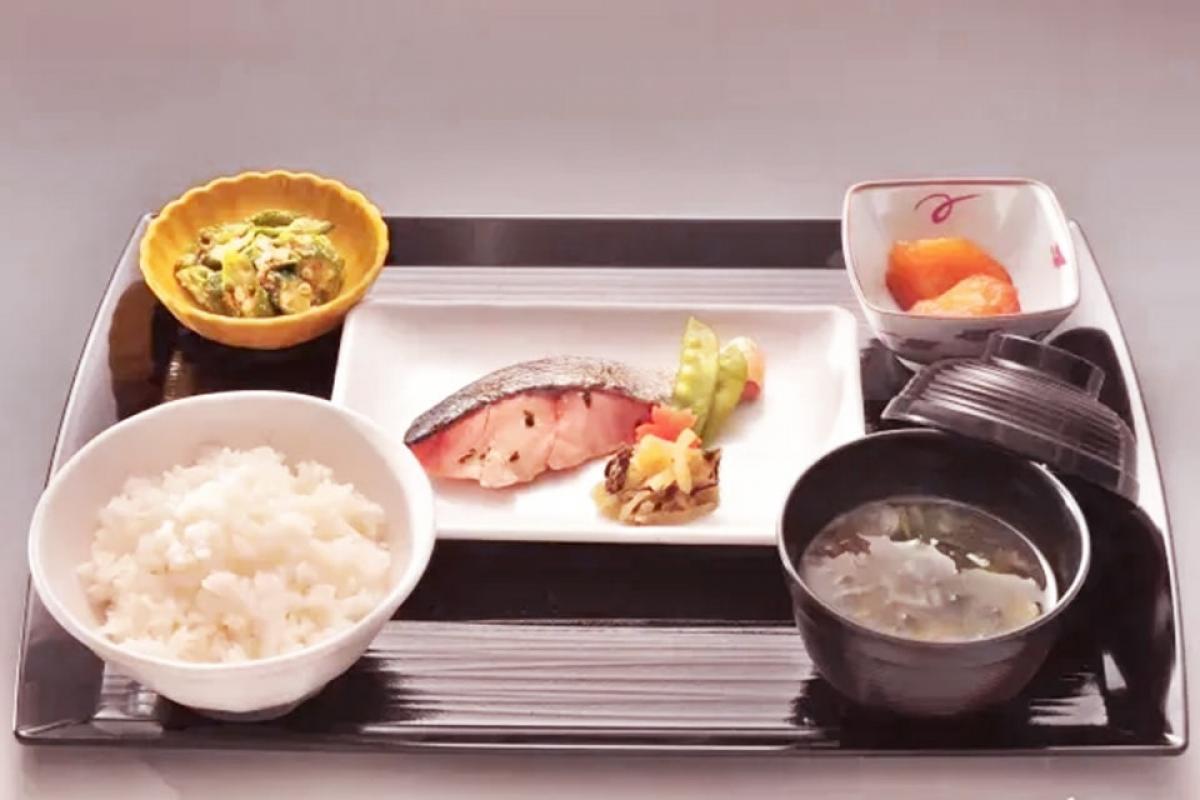 食事メニュー例