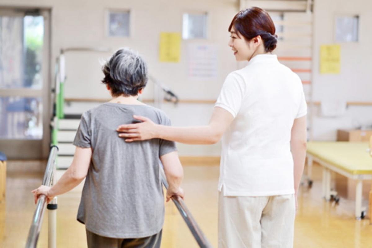 医療対応型リハビリナーシング プレシア中川