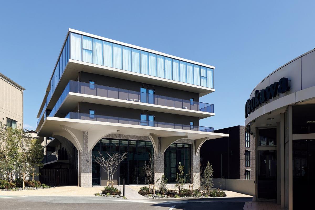 メディカルホームグランダあやめ池駅前