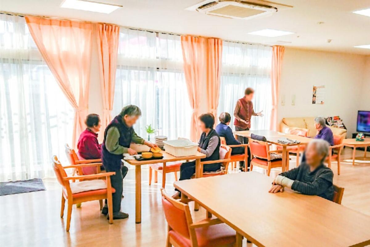 少人数の家庭的環境で日常を整える共同生活