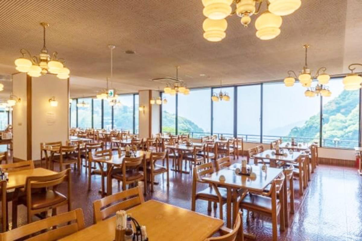 中銀ライフケア梅園台