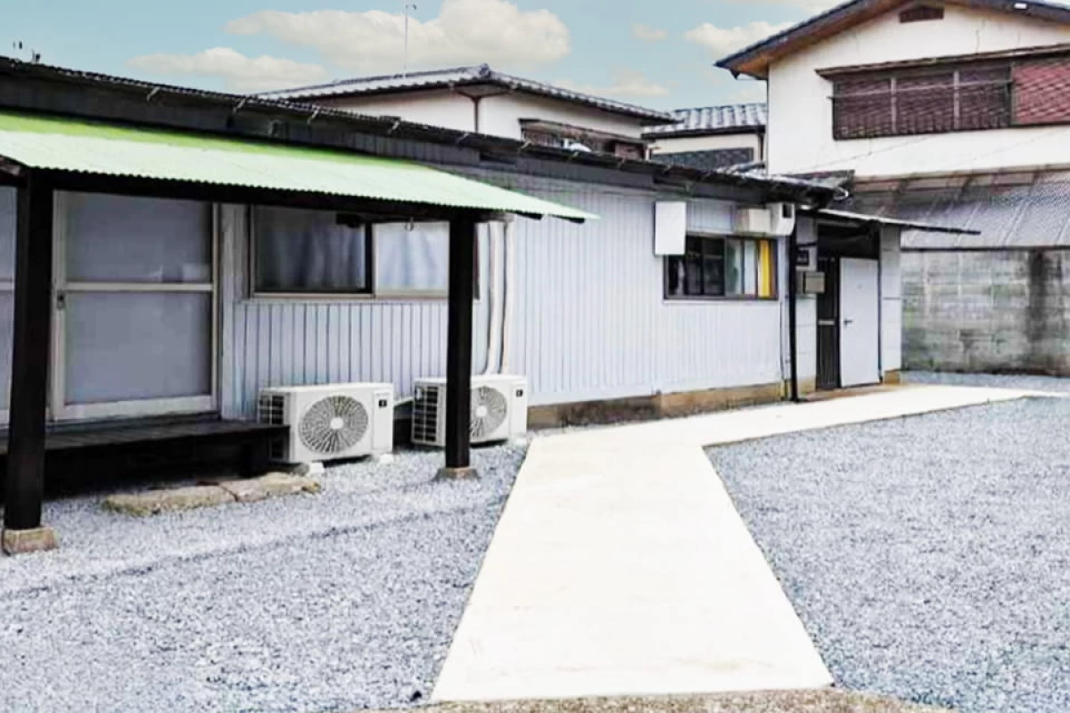 Re Life 穴川