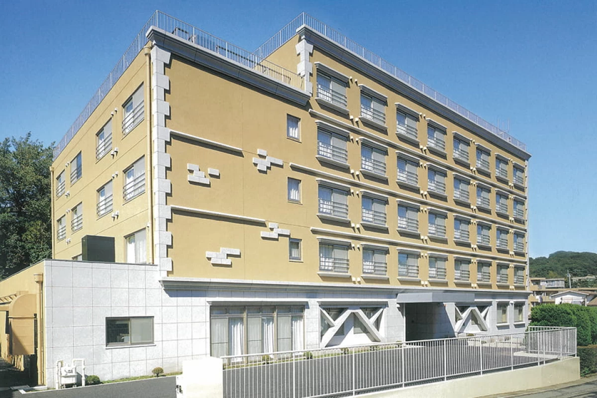 セレニティホスピス読売ランド前