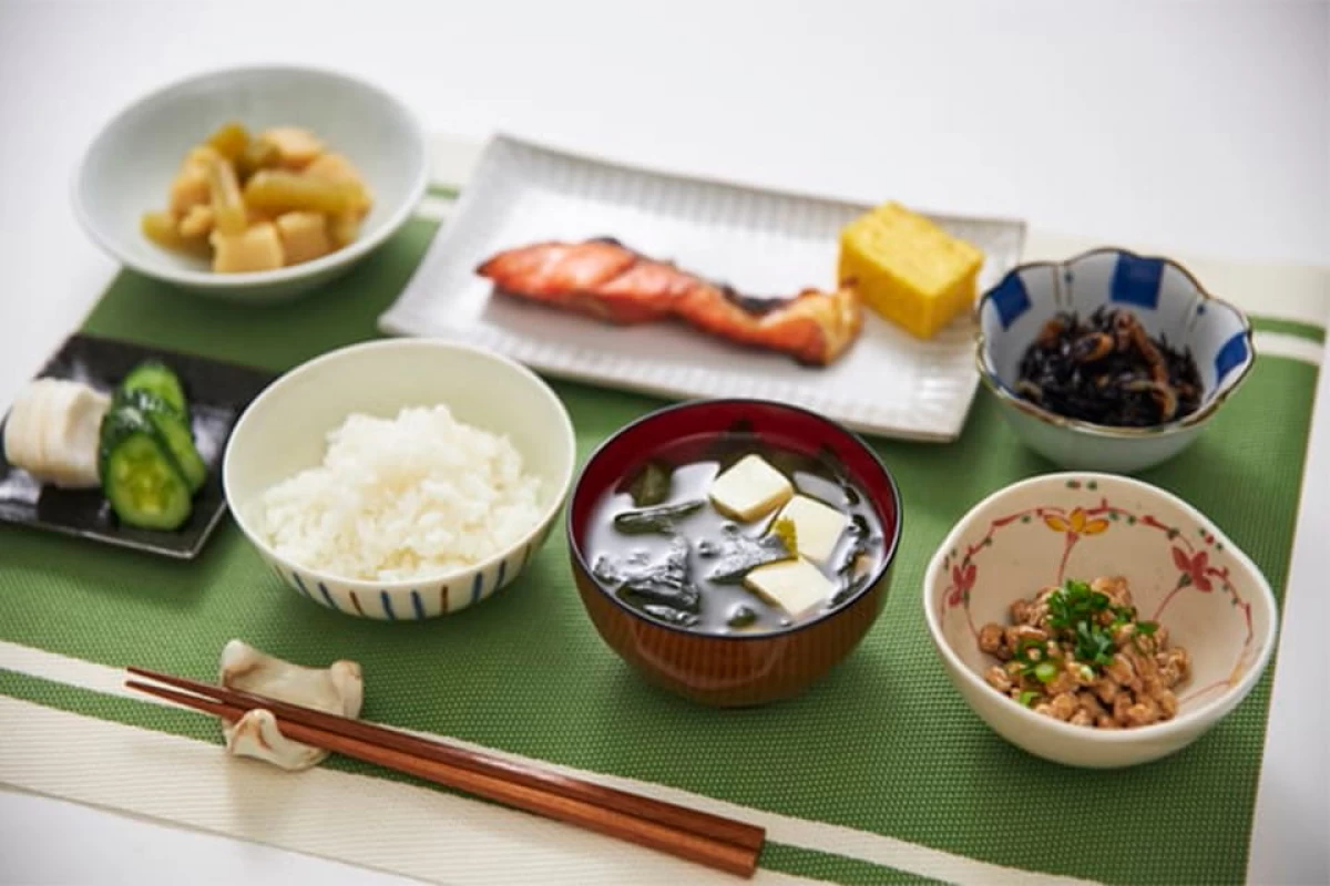 お食事
