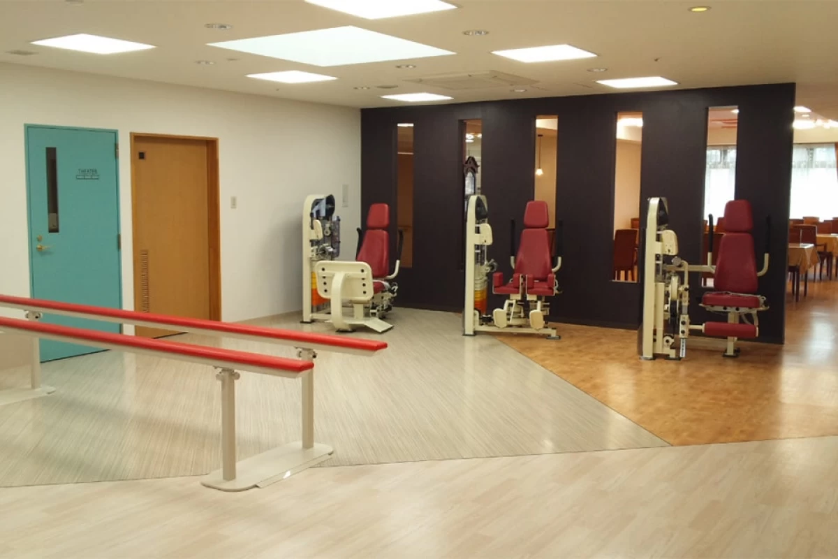 リハビリ専門スタッフを多く配置し、レクリエーションを行っています。