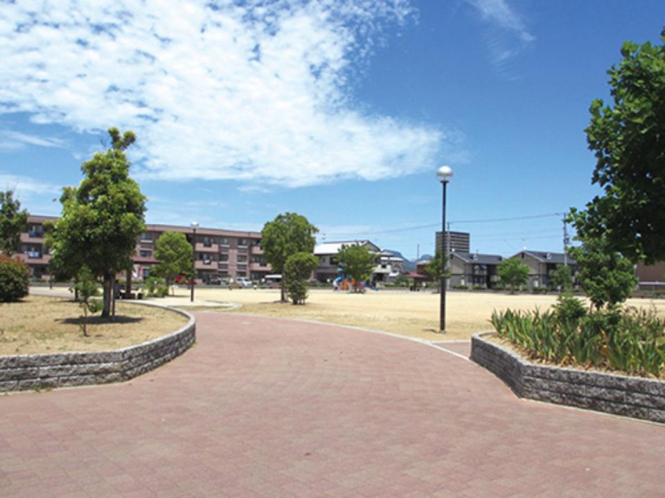 アルファリビング高松松縄