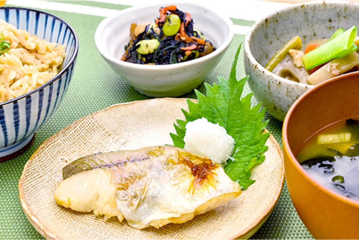 食事サービスが充実。豪華な行事食も提供しています