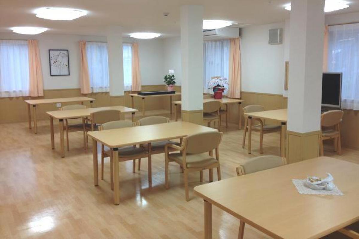 ランペ一津屋