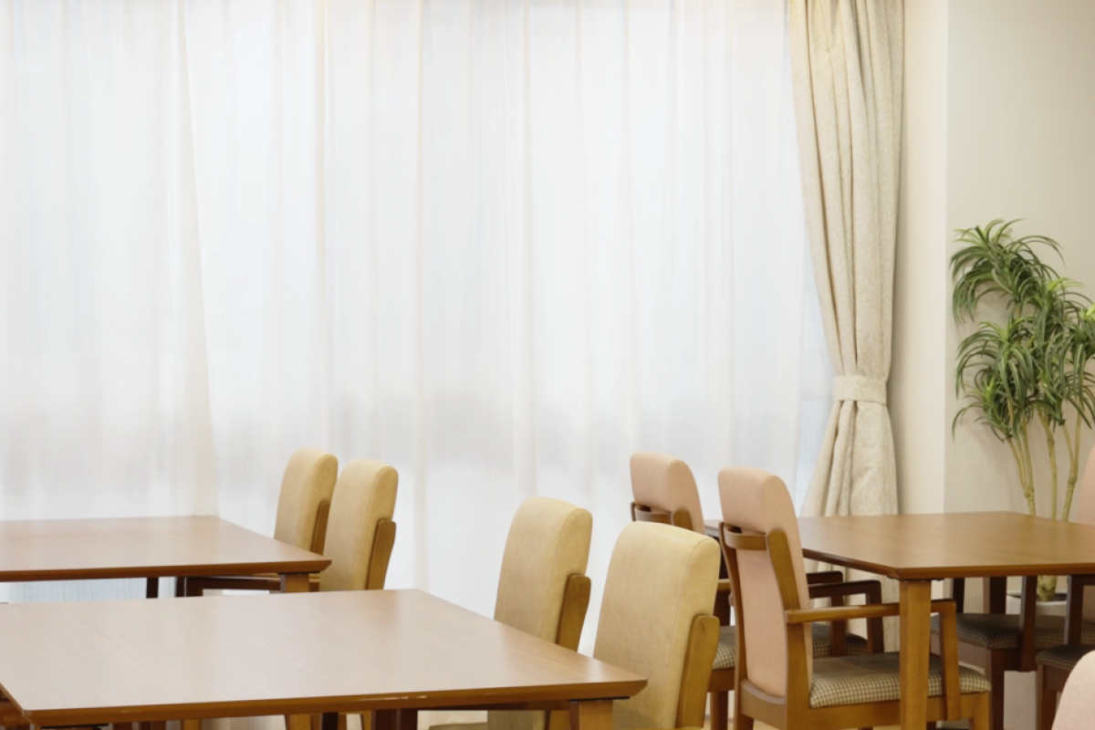 リビングルーム兼食堂兼機能訓練室