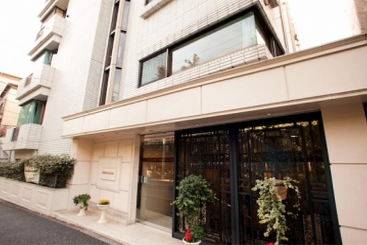 閑静な住宅街にもマッチするお洒落な外観