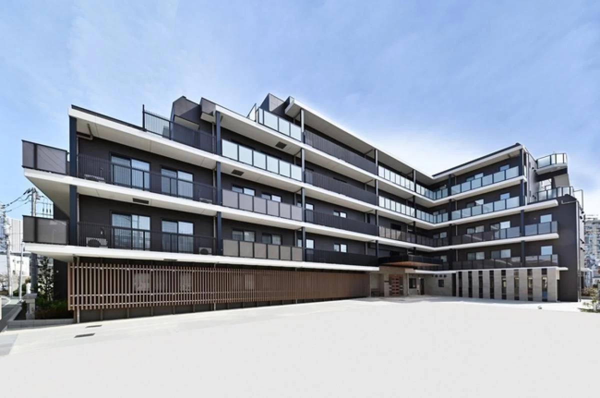 クラーチ・ファミリア西新宿