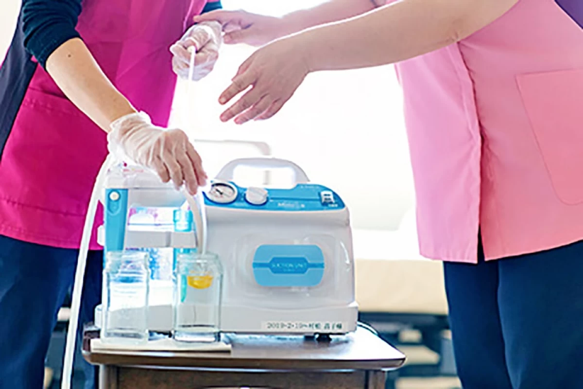 経管栄養・喀痰吸引の有資格者が夜間も常駐しています