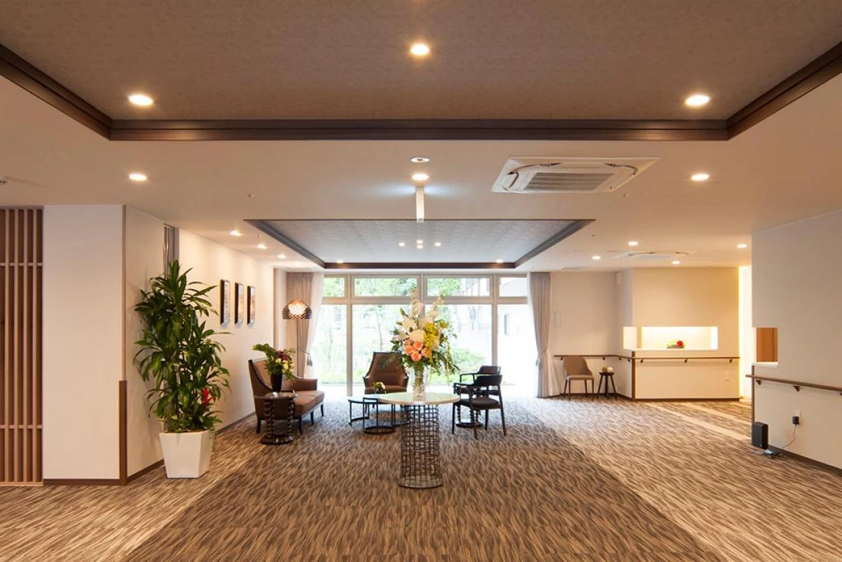 チャームスイート仁川