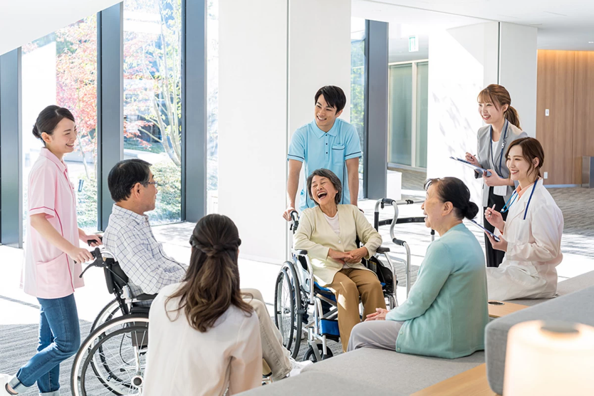 多彩なレクリエーションを楽しめるデイサービスを併設