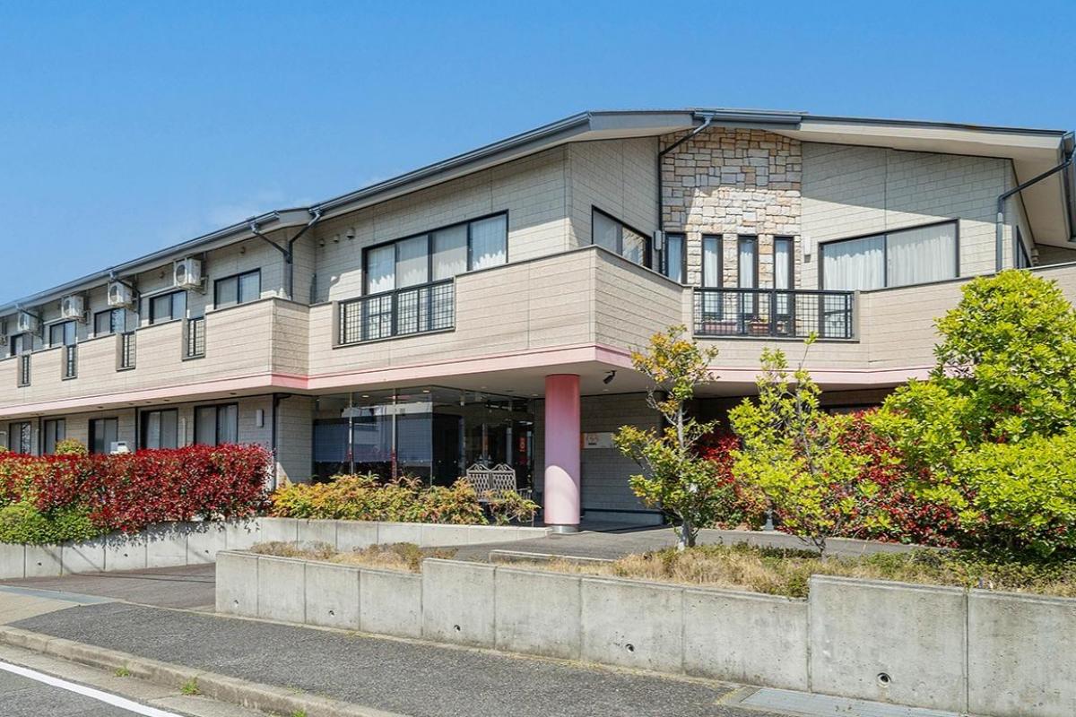 メディカルホームくらら猪高緑地