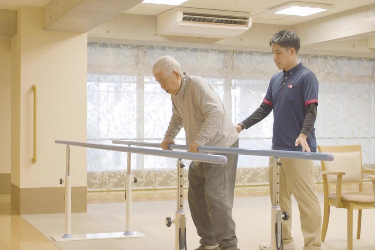 充実した介護体制の老人ホーム